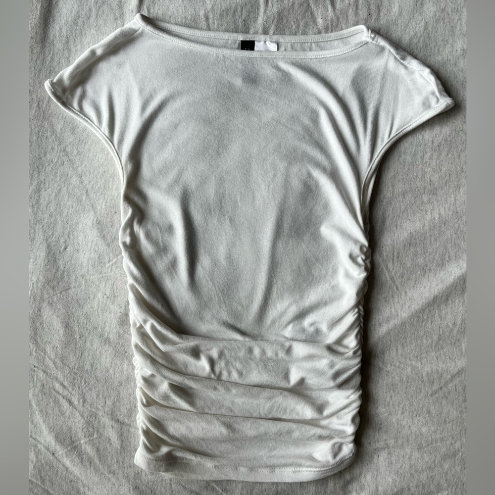 H&M Divided Ruched Top - Picture 4 of 10